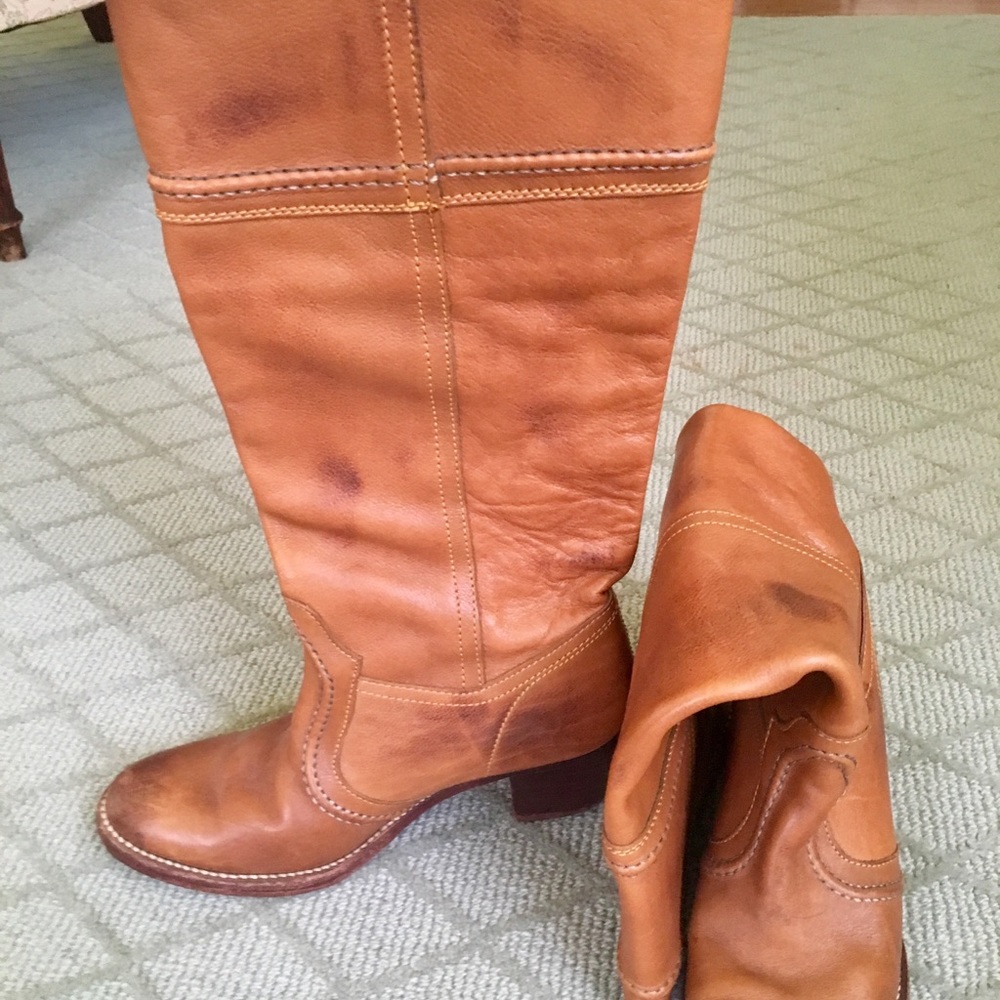 Faye Pull On Frye Boots.